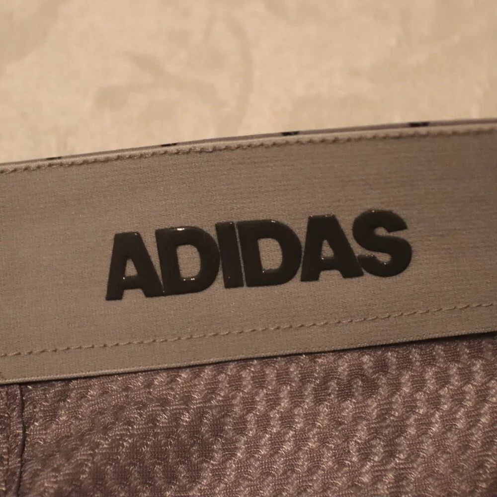 ADIDAS Ultimate 365 ADVR0799 Men's Sz 38 Gray Logo Woven Golf Shorts